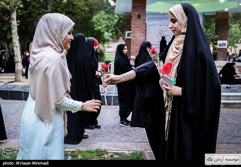 التزام به حجاب و عفاف در دانشگاه ها باید افزایش یابد